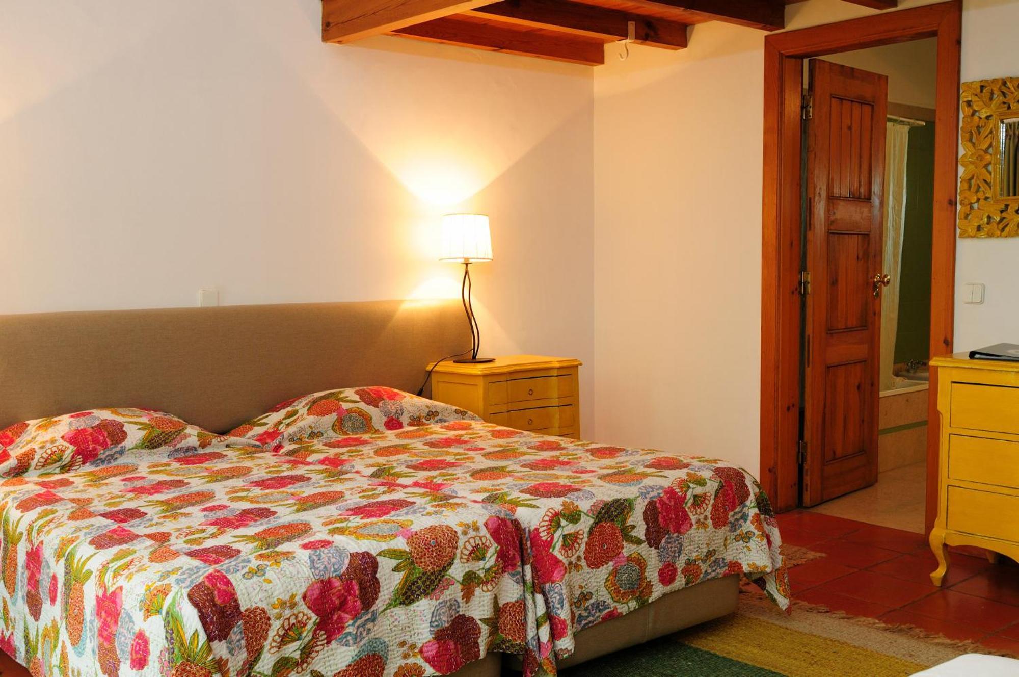 Casa Do Foral Guest House Rio Maior Room photo