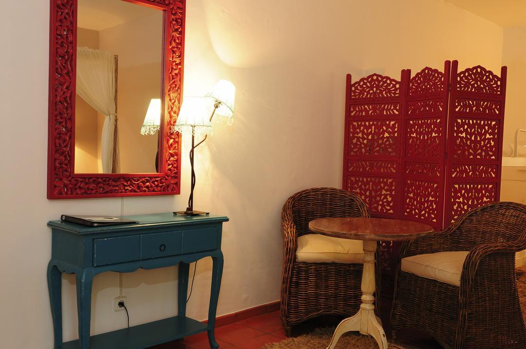 Casa Do Foral Guest House Rio Maior Exterior photo