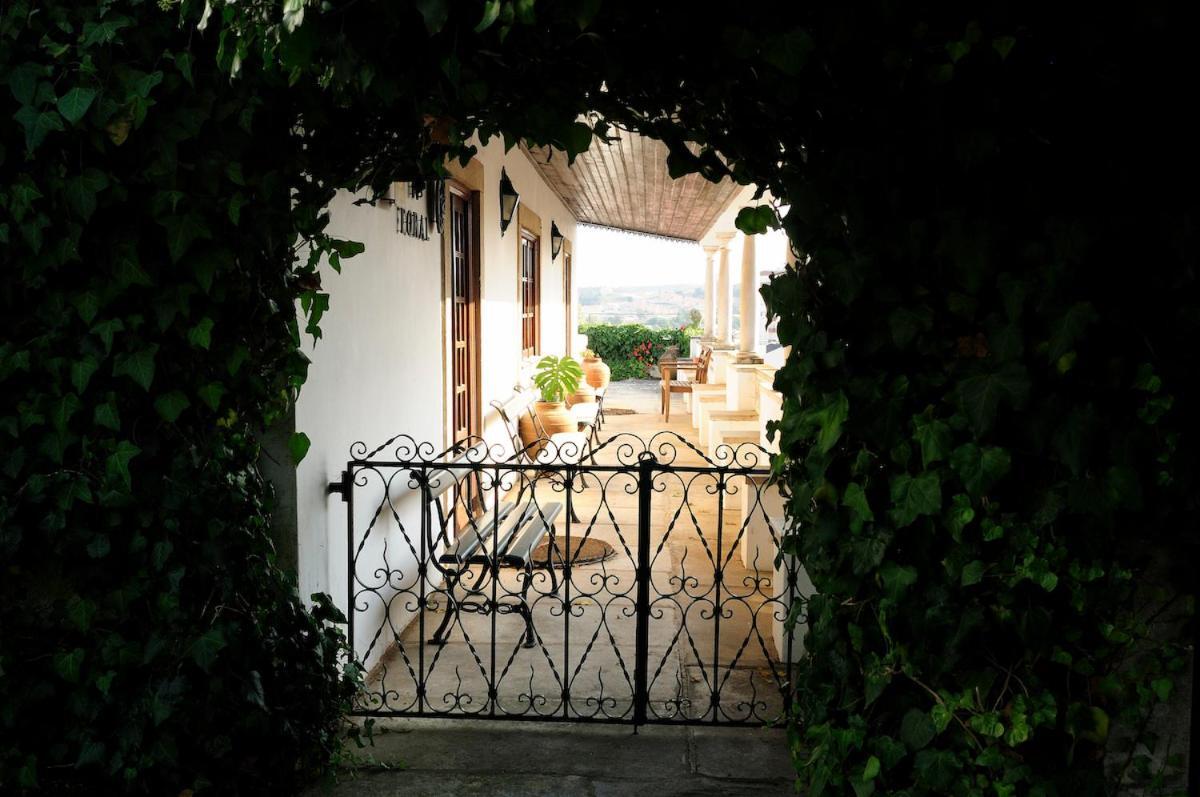 Casa Do Foral Guest House Rio Maior Exterior photo